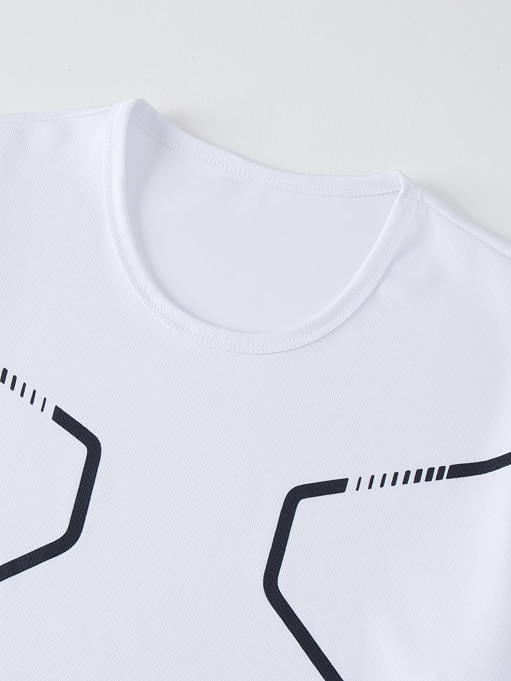 Men's summer casual short sleeve set - sporty Round Neck T-shirt & shorts